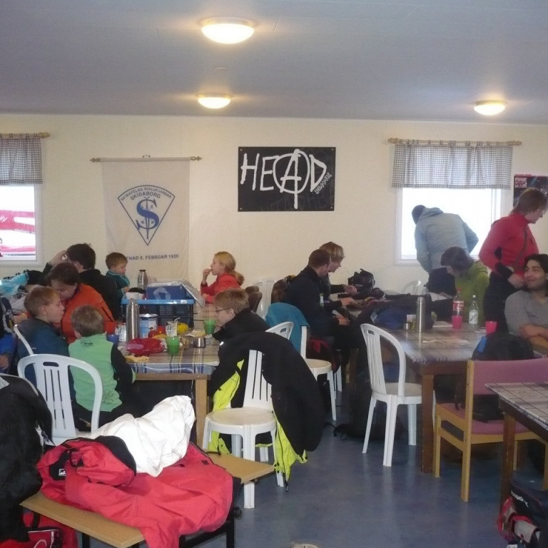 Mikið fjör var í skíðaskálanum þegar krakkarnir voru í heimsókn um helgina 4-7 des 2008