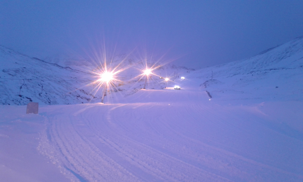Mynd tekin í dag 16. janúar, þar sem verið er að moka inn neðstasvæðið