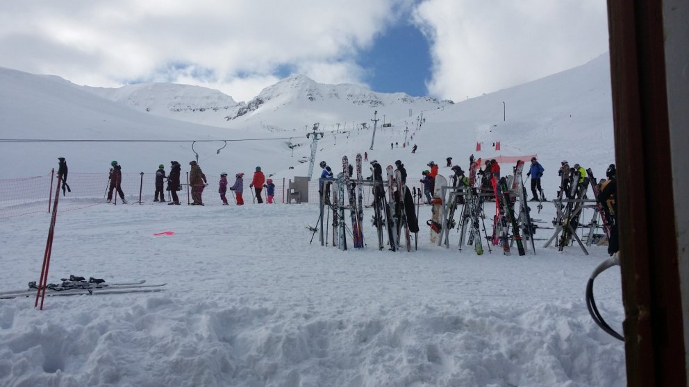 Opnum aftur á föstudaginn 16. apríl