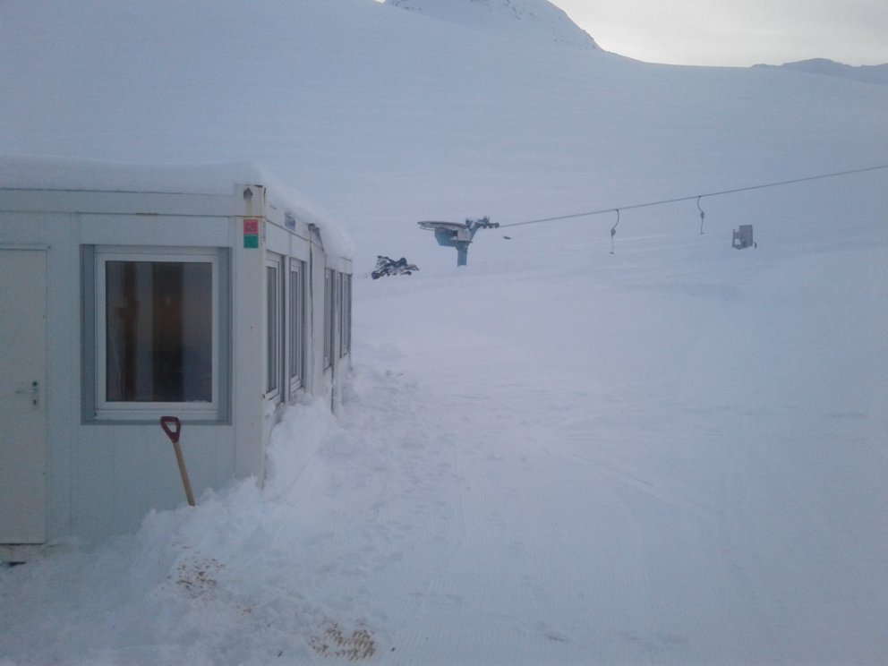 Miðasala í Skarðsdal (alpar) Hólsdalur (ganga)