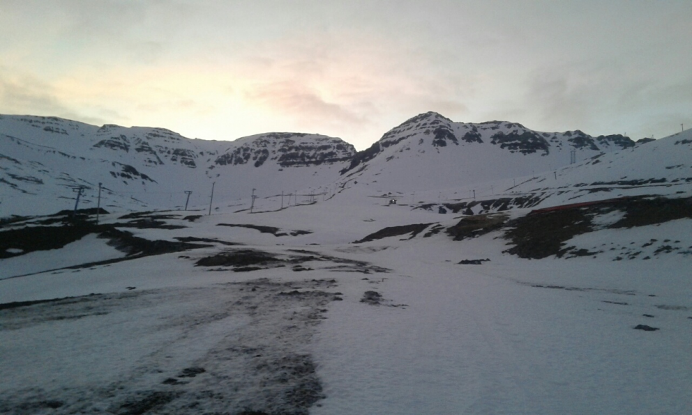 Mynd tekin 26.11.18 sem sínir að það er komin góður grunnur í efrihlutanum